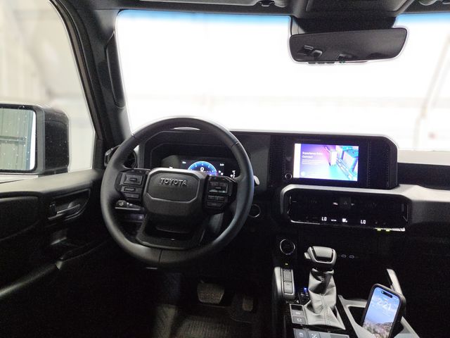 2025 Toyota Land Cruiser Base 2025 Toyota Land Cruiser Base