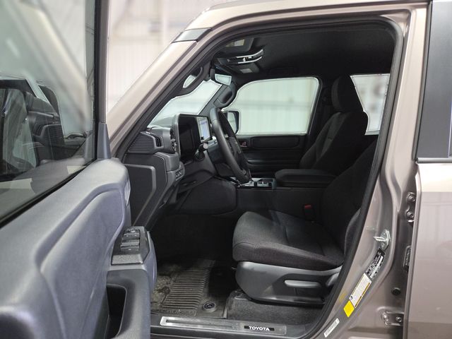 2025 Toyota Land Cruiser Base 2025 Toyota Land Cruiser Base