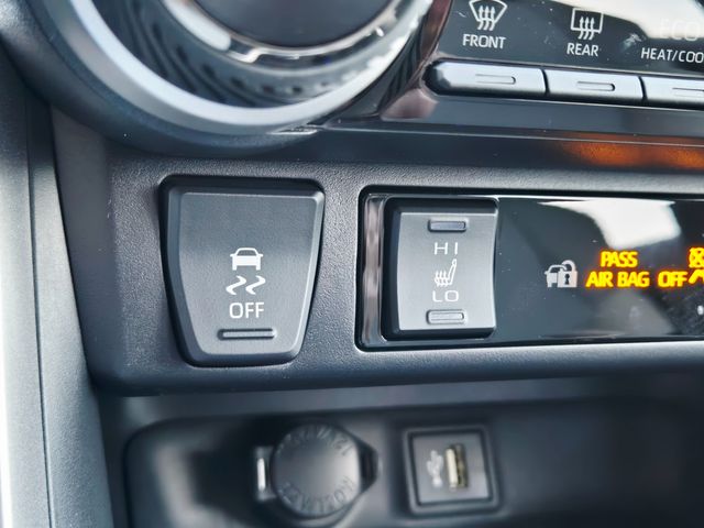 2025 Toyota RAV4 Hybrid XLE Premium | Ellisville, MO | AutoPort 2025 Toyota RAV4 Hybrid XLE Premium | Ellisville, MO | AutoPort