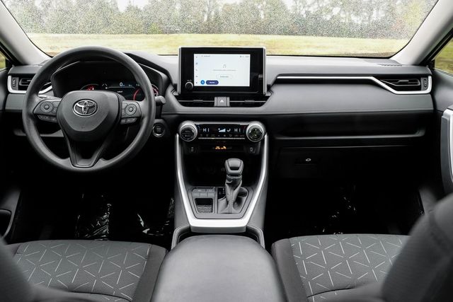 2025 Toyota RAV4 XLE 2025 Toyota RAV4 XLE