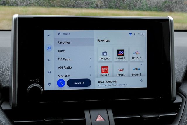 2025 Toyota RAV4 XLE 2025 Toyota RAV4 XLE