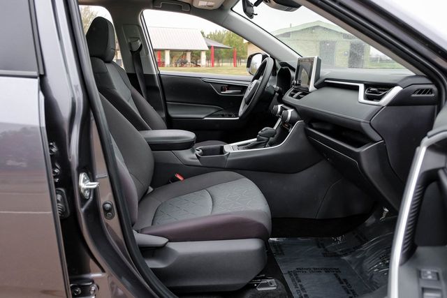 2025 Toyota RAV4 XLE 2025 Toyota RAV4 XLE