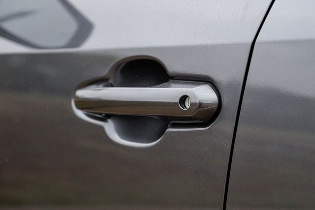 2025 Toyota RAV4 XLE 2025 Toyota RAV4 XLE