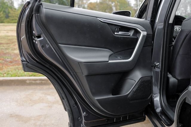 2025 Toyota RAV4 XLE 2025 Toyota RAV4 XLE