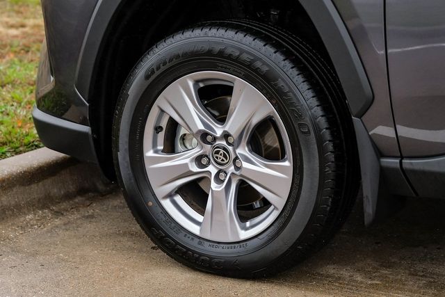 2025 Toyota RAV4 XLE 2025 Toyota RAV4 XLE