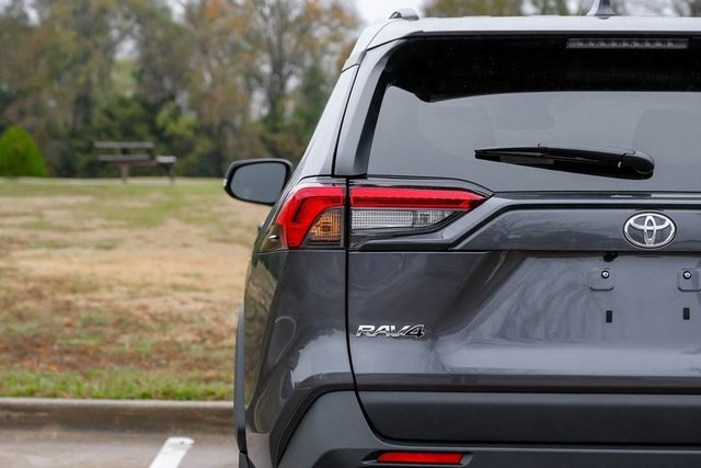 2025 Toyota RAV4 XLE 2025 Toyota RAV4 XLE