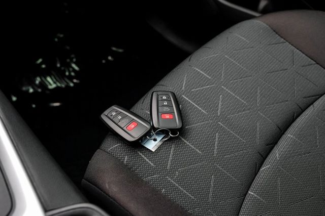 2025 Toyota RAV4 XLE 2025 Toyota RAV4 XLE