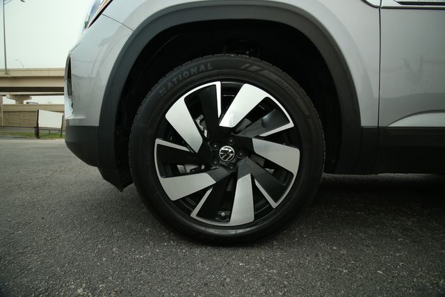 2025 Volkswagen Atlas Cross Sport SE | San Antonio, TX | R&amp;L Certified Auto Group