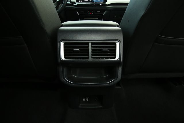 2025 Volkswagen Atlas Cross Sport SE | San Antonio, TX | R&L Certified Auto Group 2025 Volkswagen Atlas Cross Sport SE | San Antonio, TX | R&L Certified Auto Group