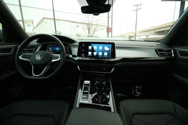 2025 Volkswagen Atlas Cross Sport SE | San Antonio, TX | R&L Certified Auto Group 2025 Volkswagen Atlas Cross Sport SE | San Antonio, TX | R&L Certified Auto Group