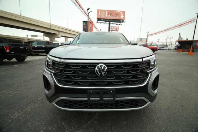 2025 Volkswagen Atlas Cross Sport SE | San Antonio, TX | R&amp;L Certified Auto Group
