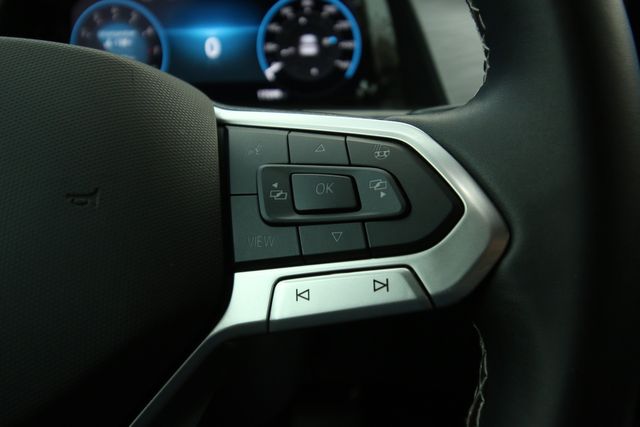 2025 Volkswagen Atlas Cross Sport SE | San Antonio, TX | R&amp;L Certified Auto Group