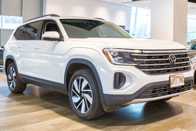 2025 Volkswagen Atlas SE