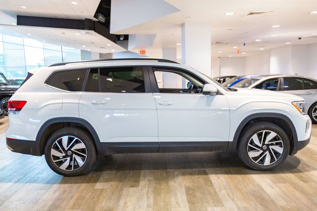 2025 Volkswagen Atlas SE