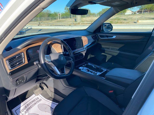 2025 Volkswagen Atlas SE | San Antonio, TX | Jacob's Auto Sales Inc. 2025 Volkswagen Atlas SE | San Antonio, TX | Jacob's Auto Sales Inc.