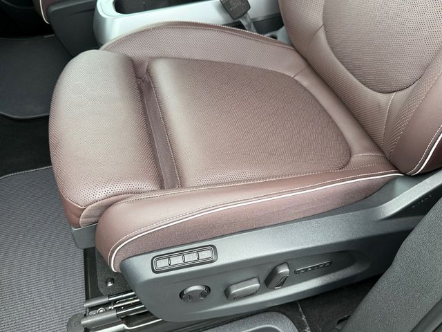 2025 Volkswagen ID. Buzz ID BUZZ LOADED CARFAX CERT 1 OWNER BLACK PEARL | Plant City, FL | psv5 DEMO - Bayshore Automotive 2025 Volkswagen ID. Buzz ID BUZZ LOADED CARFAX CERT 1 OWNER BLACK PEARL | Plant City, FL | psv5 DEMO - Bayshore Automotive