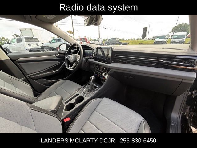 2025 Volkswagen Jetta SE