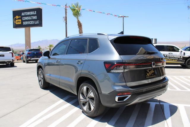 2025 Volkswagen Taos SE 4Motion