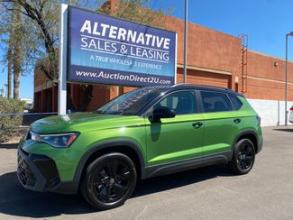 2025 Volkswagen Taos Se Black