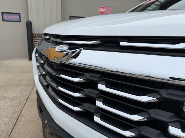 2026 Chevrolet Equinox LT | Gifford, IL | Trav's Automotive 2026 Chevrolet Equinox LT | Gifford, IL | Trav's Automotive