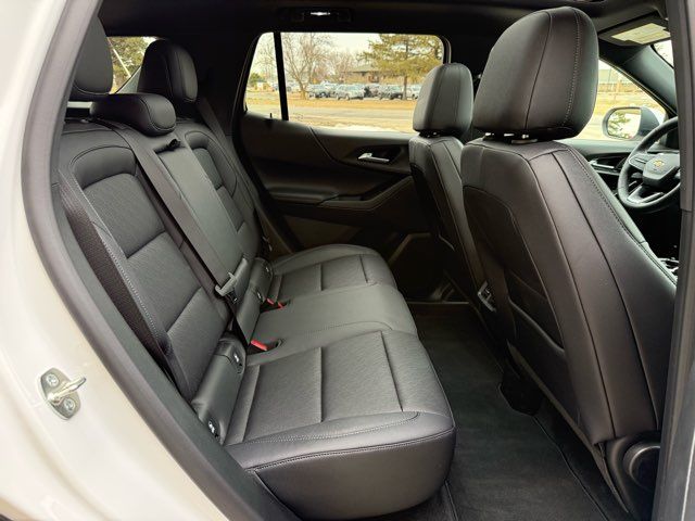 2026 Chevrolet Equinox LT | Gifford, IL | Trav's Automotive 2026 Chevrolet Equinox LT | Gifford, IL | Trav's Automotive