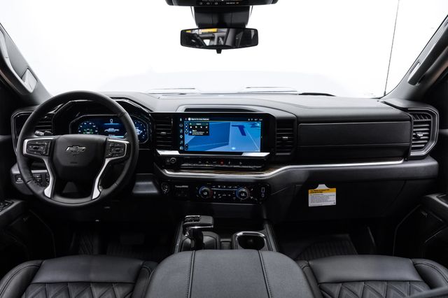 2026 Chevrolet Silverado 1500 LT Trail Boss 4X4 LIFTED,NAV,22" FUEL,CUSTOM LEATH | Carrollton, TX | Texas Vehicle Exchange