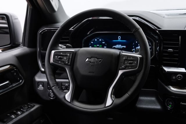 2026 Chevrolet Silverado 1500 LT Trail Boss 4X4 LIFTED,NAV,22" FUEL,CUSTOM LEATH | Carrollton, TX | Texas Vehicle Exchange