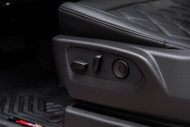 2026 Chevrolet Silverado 1500 LT Trail Boss 4X4 LIFTED,NAV,22" FUEL,CUSTOM LEATH | Carrollton, TX | Texas Vehicle Exchange