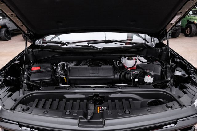 2026 Chevrolet Silverado 1500 LT Trail Boss 4X4 LIFTED,NAV,22" FUEL,CUSTOM LEATH | Carrollton, TX | Texas Vehicle Exchange