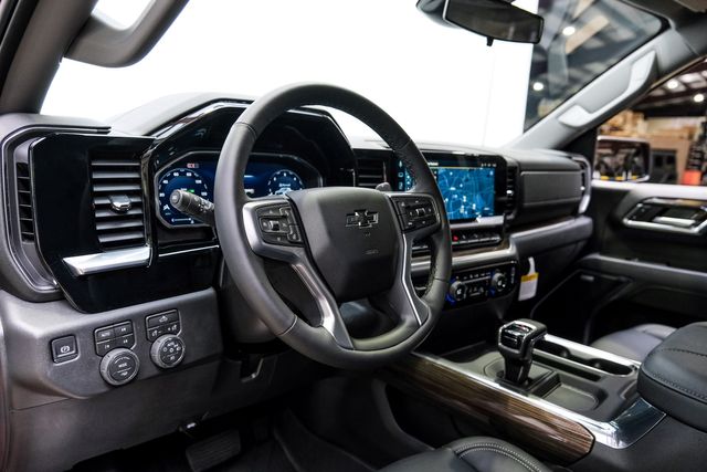 2026 Chevrolet Silverado 1500 LT Trail Boss 4X4,LIFTED,NAV,FUEL,DURAMAX,LEATHER | Carrollton, TX | Texas Vehicle Exchange