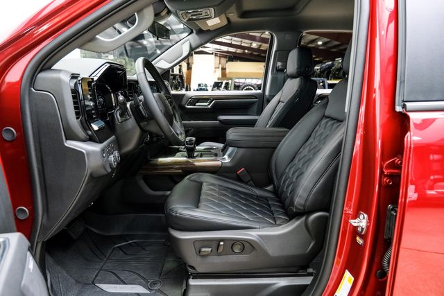 2026 Chevrolet Silverado 1500 LT Trail Boss 4X4,LIFTED,NAV,FUEL,DURAMAX,LEATHER | Carrollton, TX | Texas Vehicle Exchange