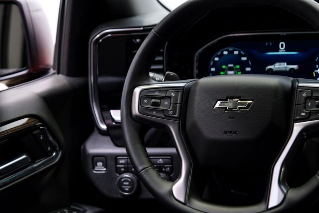 2026 Chevrolet Silverado 1500 LT Trail Boss 4X4,LIFTED,NAV,FUEL,DURAMAX,LEATHER | Carrollton, TX | Texas Vehicle Exchange