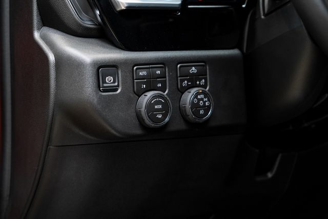 2026 Chevrolet Silverado 1500 LT Trail Boss 4X4,LIFTED,NAV,FUEL,DURAMAX,LEATHER | Carrollton, TX | Texas Vehicle Exchange