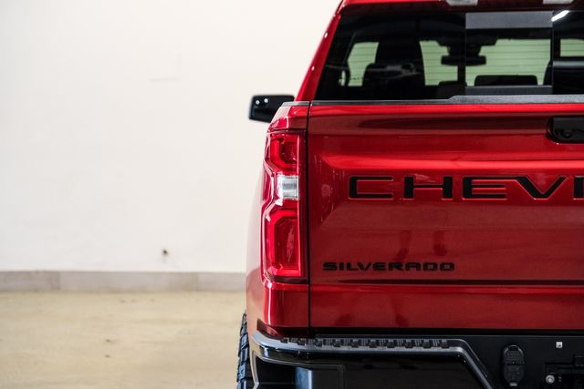 2026 Chevrolet Silverado 1500 LT Trail Boss 4X4,LIFTED,NAV,FUEL,DURAMAX,LEATHER | Carrollton, TX | Texas Vehicle Exchange
