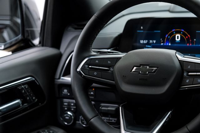 2026 Chevrolet Suburban Z71 4WD LIFT, ROOF, 360 CAM, DURAMAX, CONFORT PACK | Carrollton, TX | Texas Vehicle Exchange