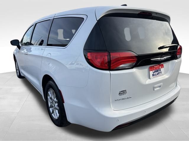 2026 Chrysler Voyager LX