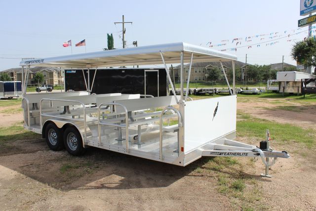 2026 Featherlite 3115 TRAM 28 Passenger 7 Aluminum Benches with Roof | CONROE, TX | SportChassis/ Featherlite Trailers of Texas