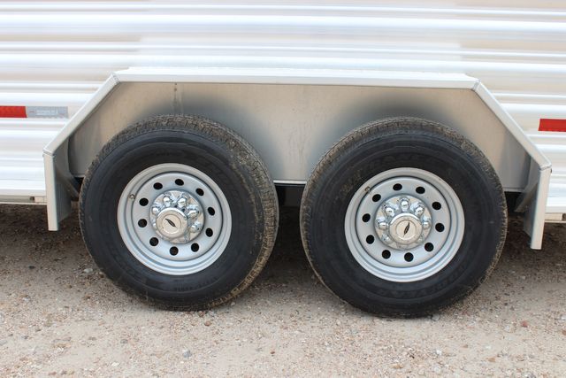2026 Featherlite 8127 - 24' GN Livestock Trailer All-Aluminum 24' GN Livestock with 2 Cut Gates | CONROE, TX | SportChassis/ Featherlite Trailers of Texas 2026 Featherlite 8127 - 24' GN Livestock Trailer All-Aluminum 24' GN Livestock with 2 Cut Gates | CONROE, TX | SportChassis/ Featherlite Trailers of Texas