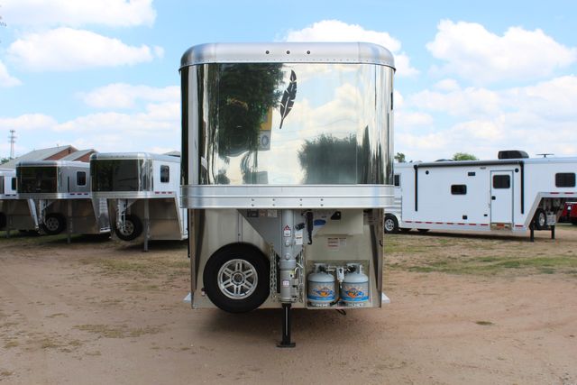 2026 Featherlite 9807 - 3 Horse Slant with 8' LQ 3H Slant GN LQ with Ramp Lining &amp; Insulated Horse | CONROE, TX | SportChassis/ Featherlite Trailers of Texas