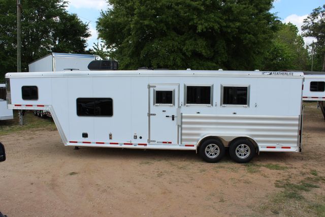 2026 Featherlite 9807 - 3 Horse Slant with 8' LQ 3H Slant GN LQ with Ramp Lining &amp; Insulated Horse | CONROE, TX | SportChassis/ Featherlite Trailers of Texas