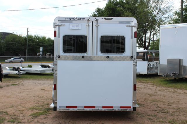 2026 Featherlite 9807 - 3 Horse Slant with 8' LQ 3H Slant GN LQ with Ramp Lining &amp; Insulated Horse | CONROE, TX | SportChassis/ Featherlite Trailers of Texas