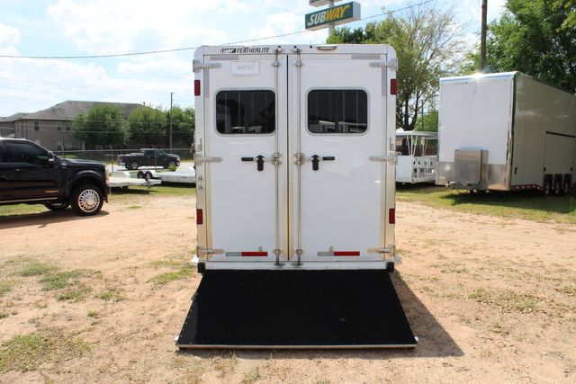 2026 Featherlite 9807 - 3 Horse Slant with 8' LQ 3H Slant GN LQ with Ramp Lining &amp; Insulated Horse | CONROE, TX | SportChassis/ Featherlite Trailers of Texas