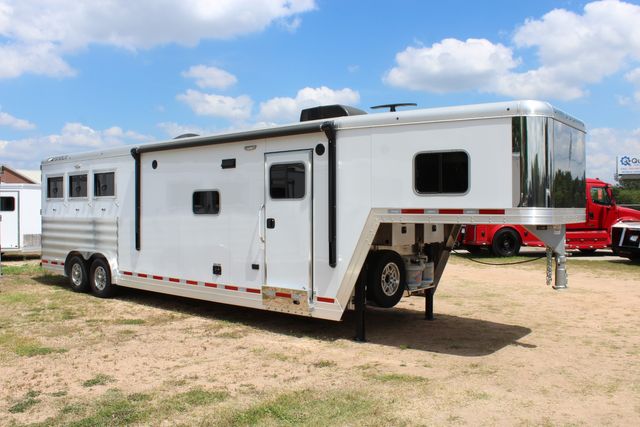2026 Featherlite 9808 - 3 Horse Slant with 8' LQ 3H Slant GN 11'B LQ w/ Lining & Insulated Horse | CONROE, TX | SportChassis/ Featherlite Trailers of Texas 2026 Featherlite 9808 - 3 Horse Slant with 8' LQ 3H Slant GN 11'B LQ w/ Lining & Insulated Horse | CONROE, TX | SportChassis/ Featherlite Trailers of Texas
