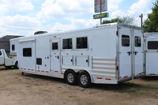 2026 Featherlite 9808 - 3 Horse Slant with 8' LQ 3H Slant GN 11'B LQ w/ Lining & Insulated Horse | CONROE, TX | SportChassis/ Featherlite Trailers of Texas 2026 Featherlite 9808 - 3 Horse Slant with 8' LQ 3H Slant GN 11'B LQ w/ Lining & Insulated Horse | CONROE, TX | SportChassis/ Featherlite Trailers of Texas