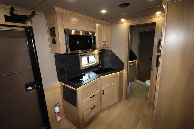 2026 Featherlite 9808 - 3 Horse Slant with 8' LQ 3H Slant GN 11'B LQ w/ Lining & Insulated Horse | CONROE, TX | SportChassis/ Featherlite Trailers of Texas 2026 Featherlite 9808 - 3 Horse Slant with 8' LQ 3H Slant GN 11'B LQ w/ Lining & Insulated Horse | CONROE, TX | SportChassis/ Featherlite Trailers of Texas