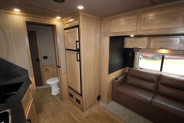 2026 Featherlite 9808 - 3 Horse Slant with 8' LQ 3H Slant GN 11'B LQ w/ Lining & Insulated Horse | CONROE, TX | SportChassis/ Featherlite Trailers of Texas 2026 Featherlite 9808 - 3 Horse Slant with 8' LQ 3H Slant GN 11'B LQ w/ Lining & Insulated Horse | CONROE, TX | SportChassis/ Featherlite Trailers of Texas