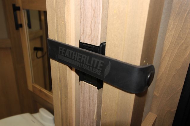 2026 Featherlite 9808 - 3 Horse Slant with 8' LQ 3H Slant GN 11'B LQ w/ Lining & Insulated Horse | CONROE, TX | SportChassis/ Featherlite Trailers of Texas 2026 Featherlite 9808 - 3 Horse Slant with 8' LQ 3H Slant GN 11'B LQ w/ Lining & Insulated Horse | CONROE, TX | SportChassis/ Featherlite Trailers of Texas