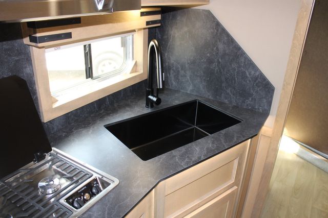 2026 Featherlite 9808 - 3 Horse Slant with 8' LQ 3H Slant GN 11'B LQ w/ Lining & Insulated Horse | CONROE, TX | SportChassis/ Featherlite Trailers of Texas 2026 Featherlite 9808 - 3 Horse Slant with 8' LQ 3H Slant GN 11'B LQ w/ Lining & Insulated Horse | CONROE, TX | SportChassis/ Featherlite Trailers of Texas