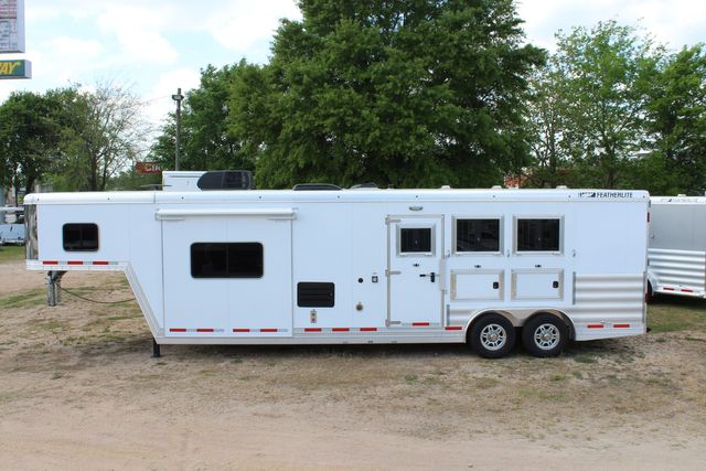 2026 Featherlite 9808 - 3 Horse Slant with 8' LQ 3H Slant GN 11'B LQ w/ Lining &amp; Insulated Horse | CONROE, TX | SportChassis/ Featherlite Trailers of Texas