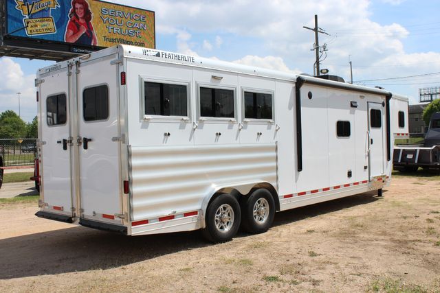 2026 Featherlite 9808 - 3 Horse Slant with 8' LQ 3H Slant GN 11'B LQ w/ Lining & Insulated Horse | CONROE, TX | SportChassis/ Featherlite Trailers of Texas 2026 Featherlite 9808 - 3 Horse Slant with 8' LQ 3H Slant GN 11'B LQ w/ Lining & Insulated Horse | CONROE, TX | SportChassis/ Featherlite Trailers of Texas